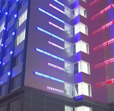סוראבאיה G Suites Hotel By Amithya מראה חיצוני תמונה