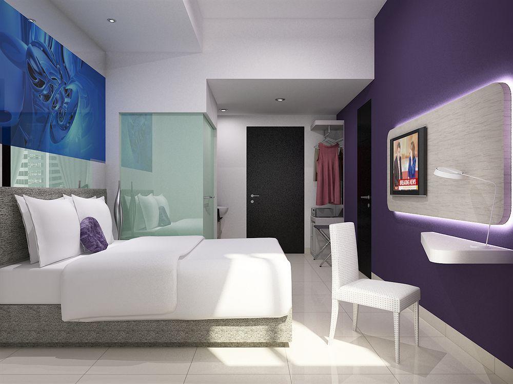 סוראבאיה G Suites Hotel By Amithya מראה חיצוני תמונה