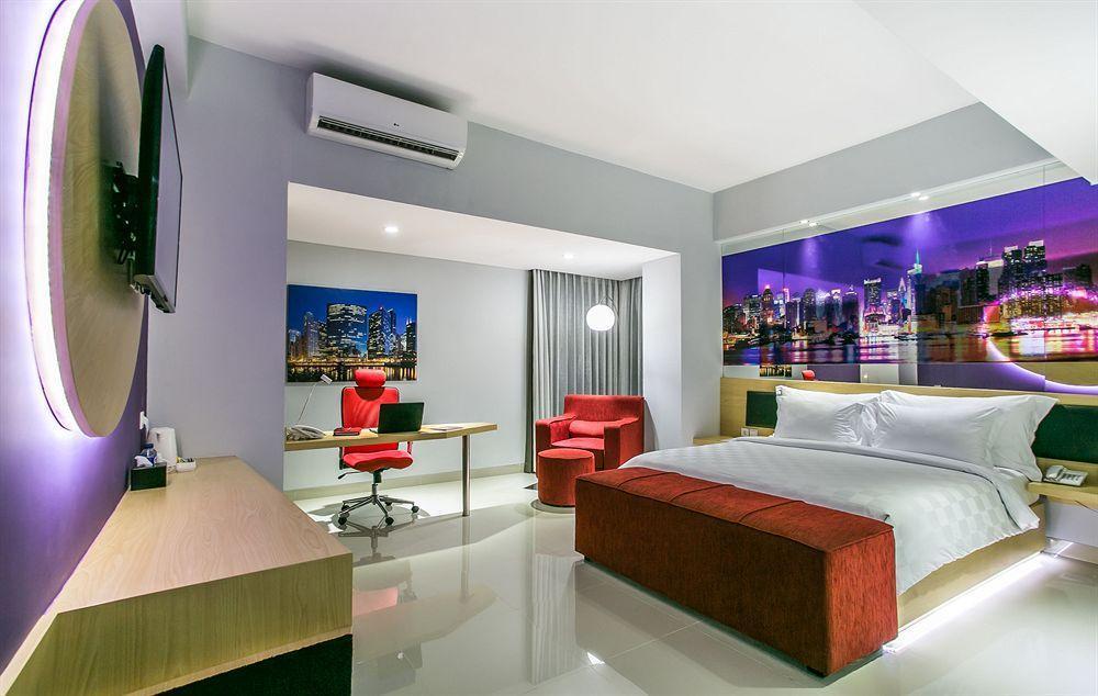 סוראבאיה G Suites Hotel By Amithya מראה חיצוני תמונה