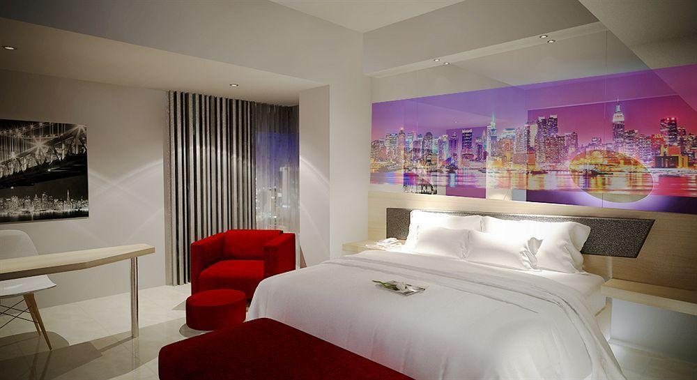 סוראבאיה G Suites Hotel By Amithya מראה חיצוני תמונה