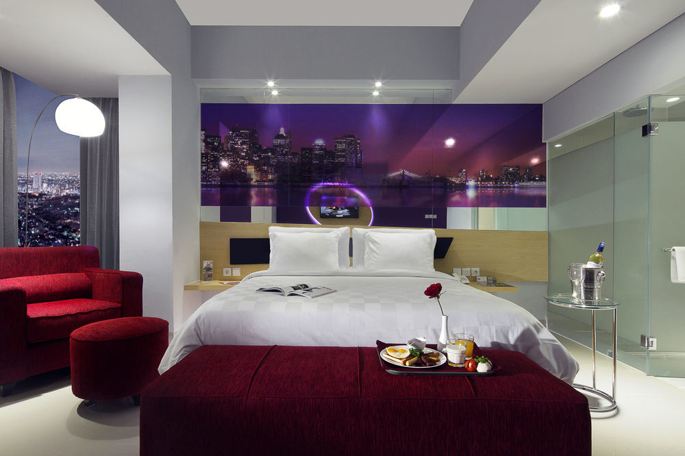 סוראבאיה G Suites Hotel By Amithya מראה חיצוני תמונה
