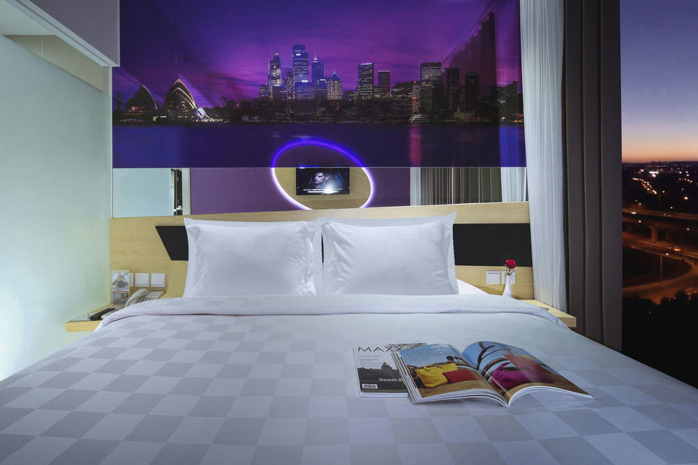 סוראבאיה G Suites Hotel By Amithya מראה חיצוני תמונה